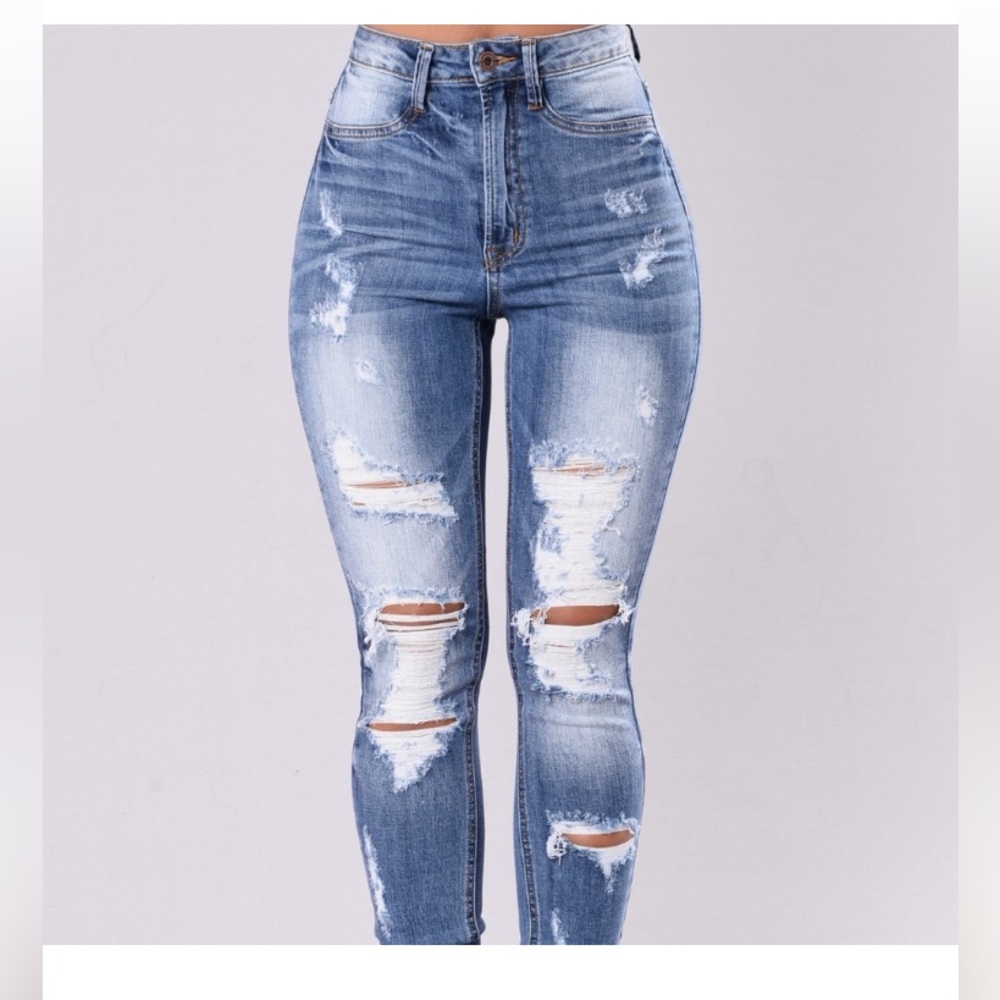 FASHION NOVA Distressed medium wash skinny jeans